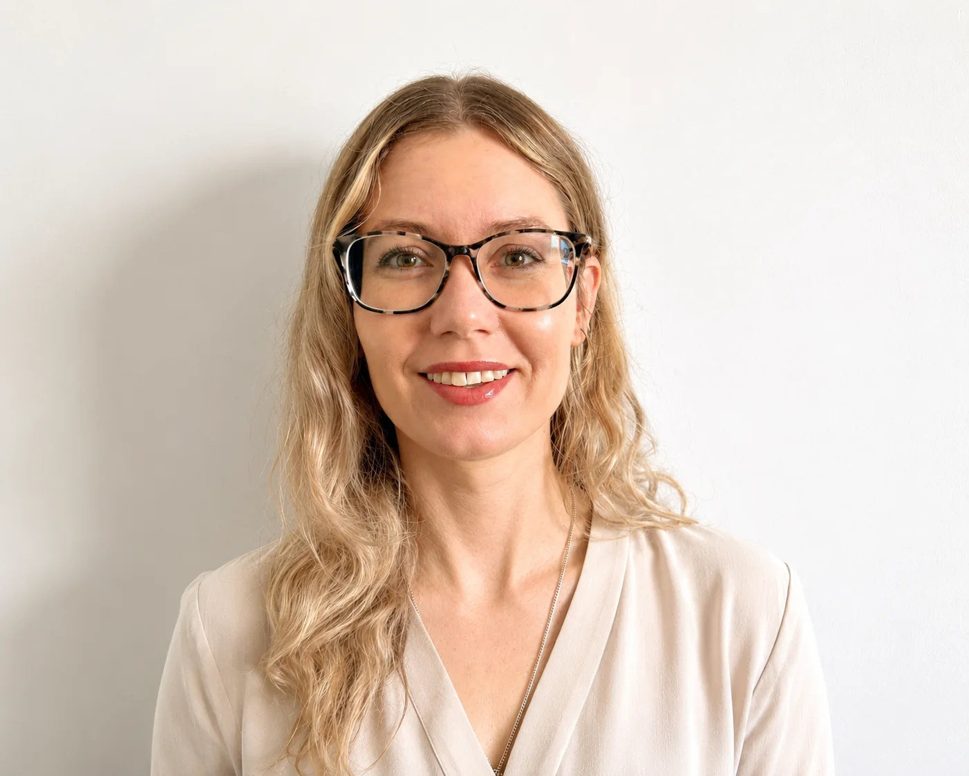 Shannon Barry, Notary Public in Sylvan Lake, Alberta